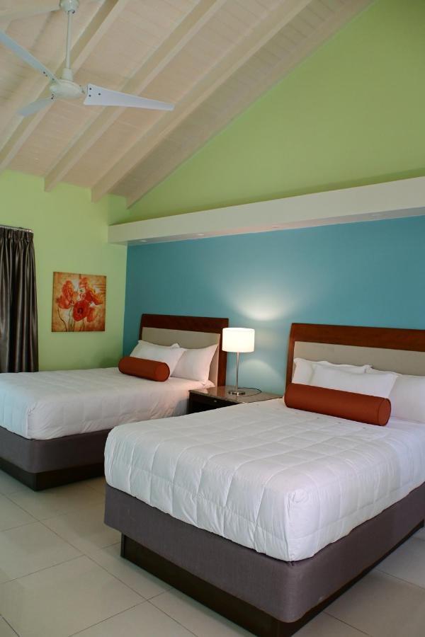 Quints Travelers Inn Willemstad Exterior photo