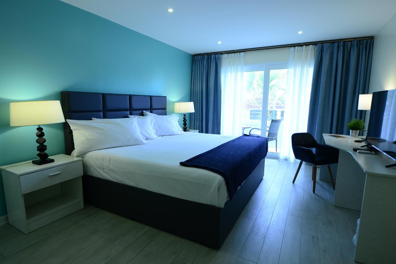 Quints Travelers Inn Willemstad Exterior photo