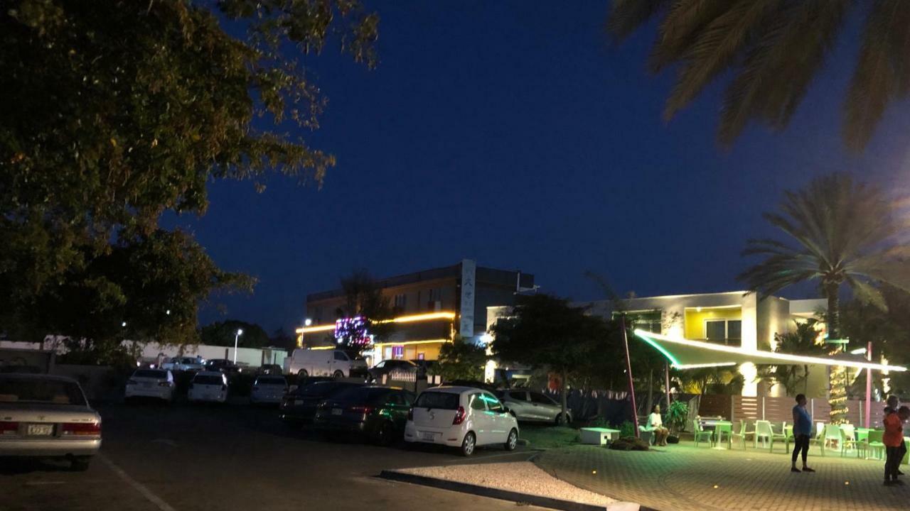 Quints Travelers Inn Willemstad Exterior photo